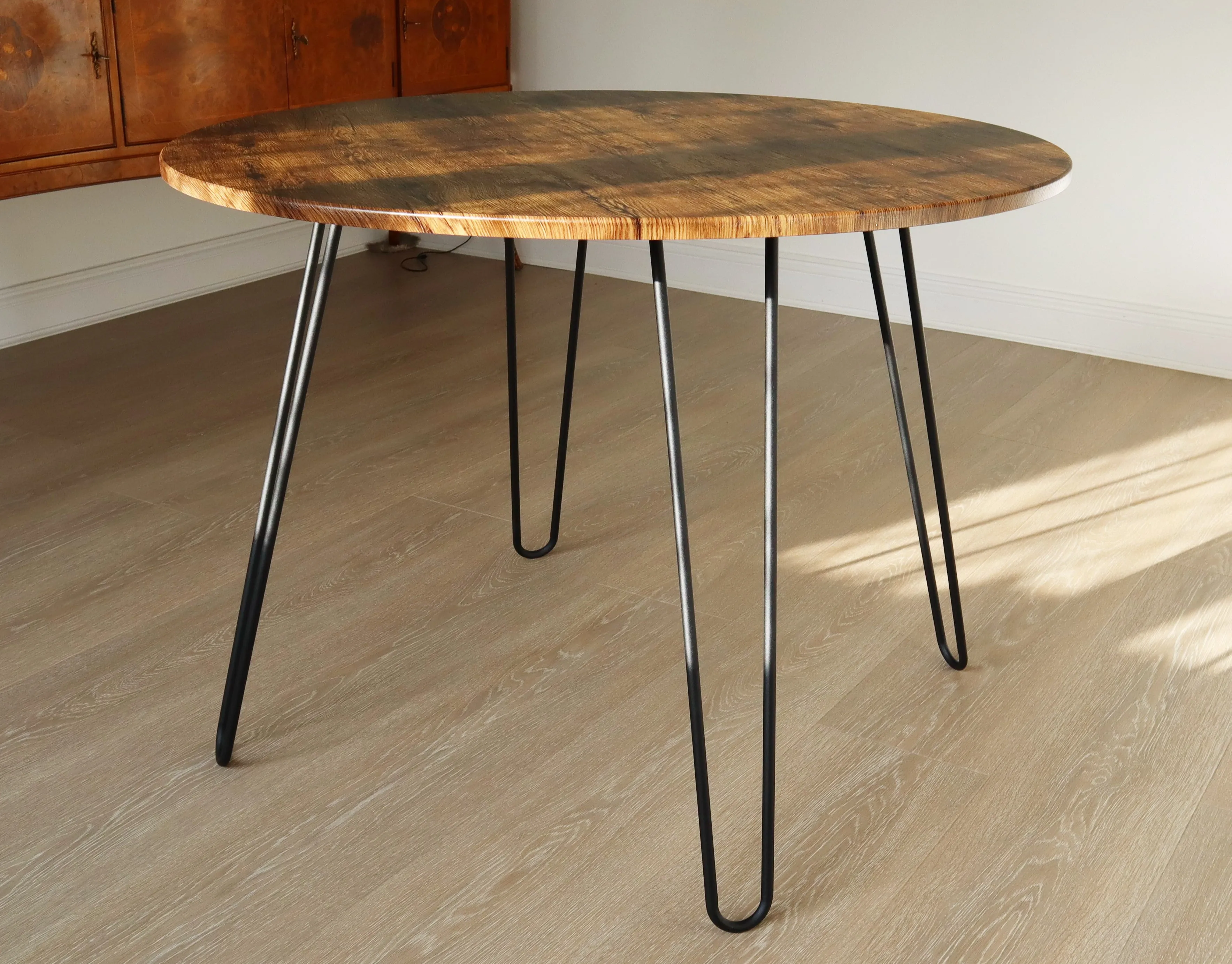 Brockton Vintage Round Dining Table