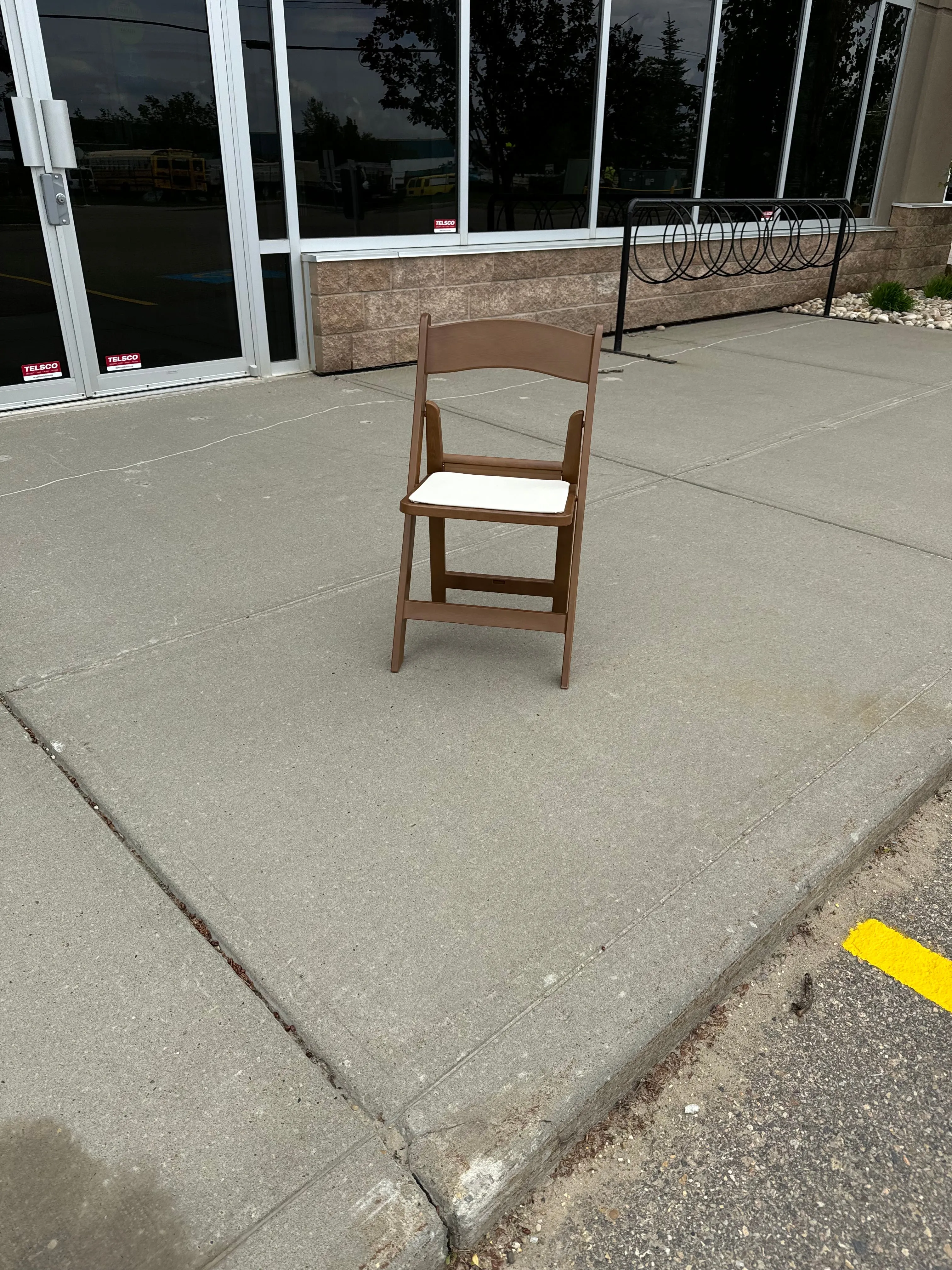 Chair, Walnut Resin Folding C/W Off Cream Pad