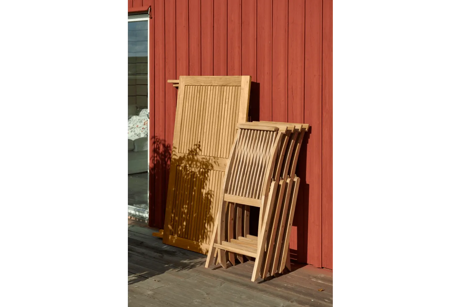 Turin chair with armrest in teak